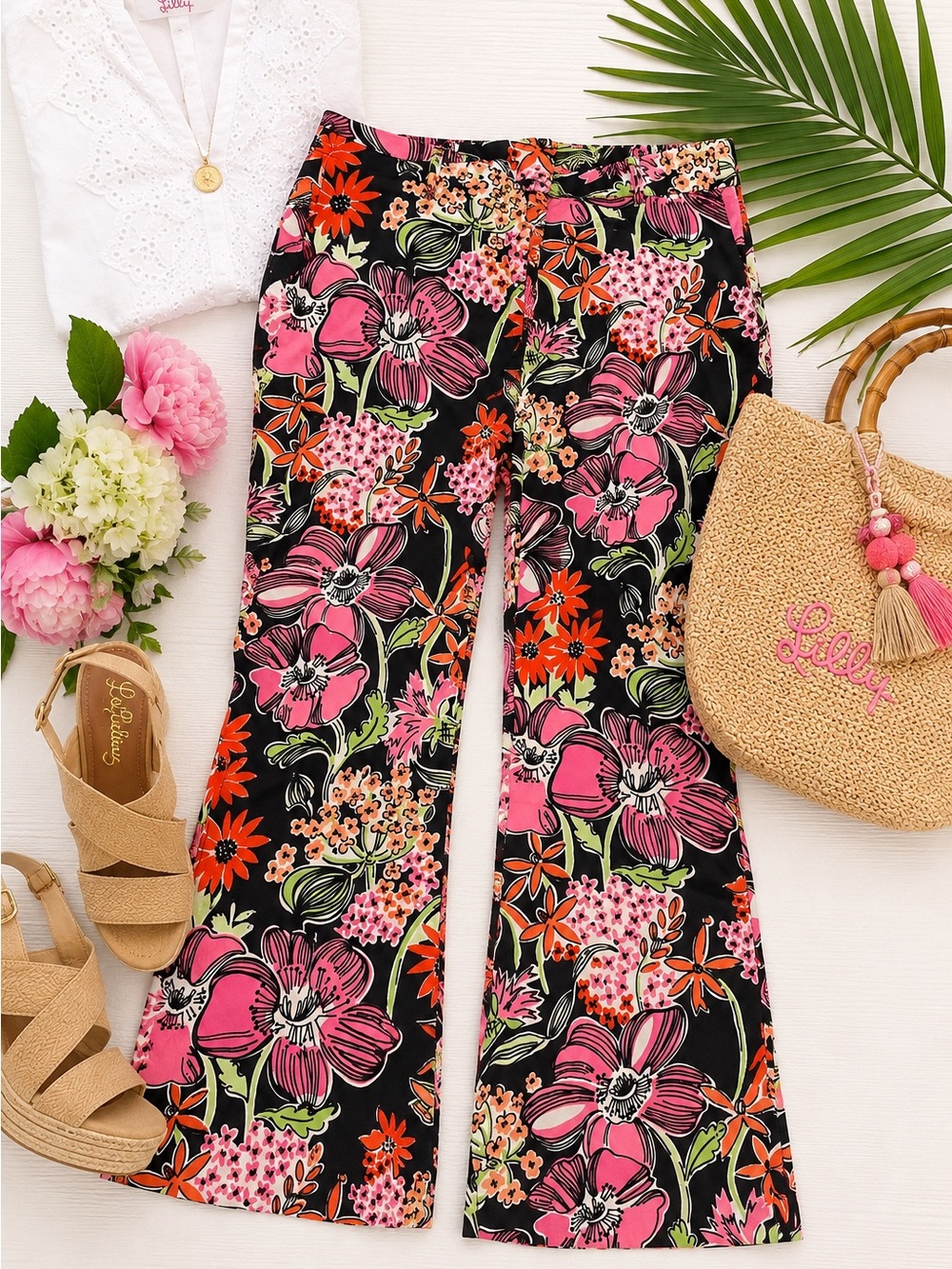 Lilly Pulitzer Black Floral Cropped Wide-Leg Pants - Size 4